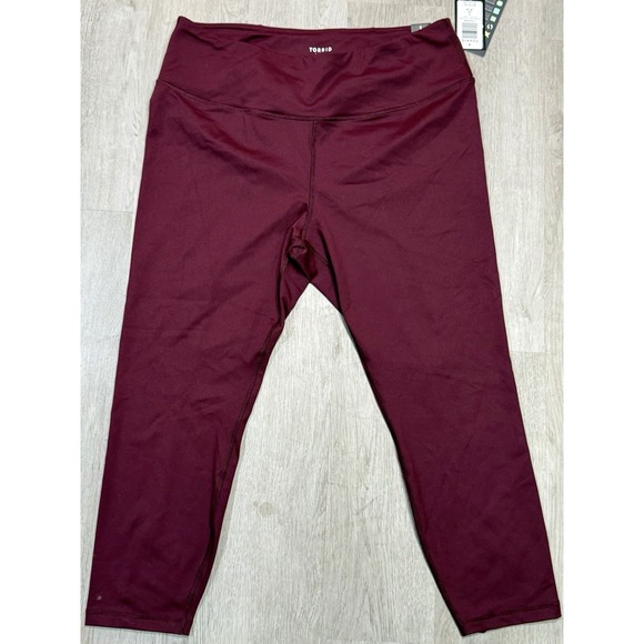 torrid Pants - Torrid Active High Rise Crop Leggings Women's Size 2 Burgundy Stretch NWT